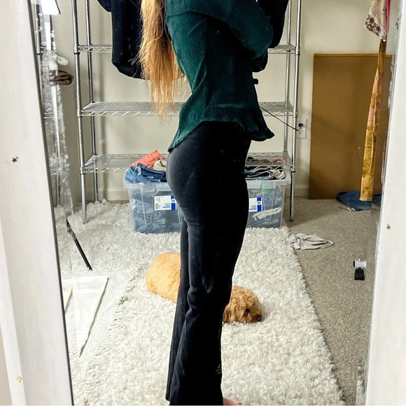 Y2K L.e.i Embroidered Kick Flare Pants - Picture 4 of 10